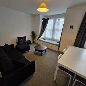 https://lovely-3-bedroom-serviced-apartment-in-leytonstone.cambridgehotelsuk.com